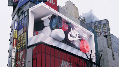Naked-eye 3D billboards