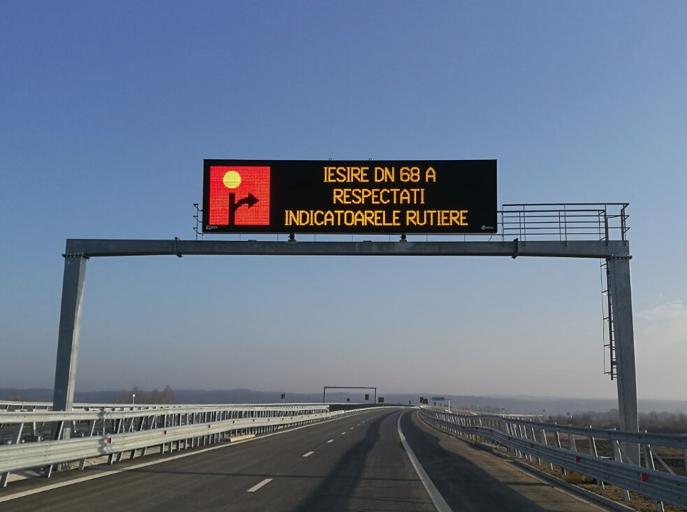 Outdoor Traffic LED Displays