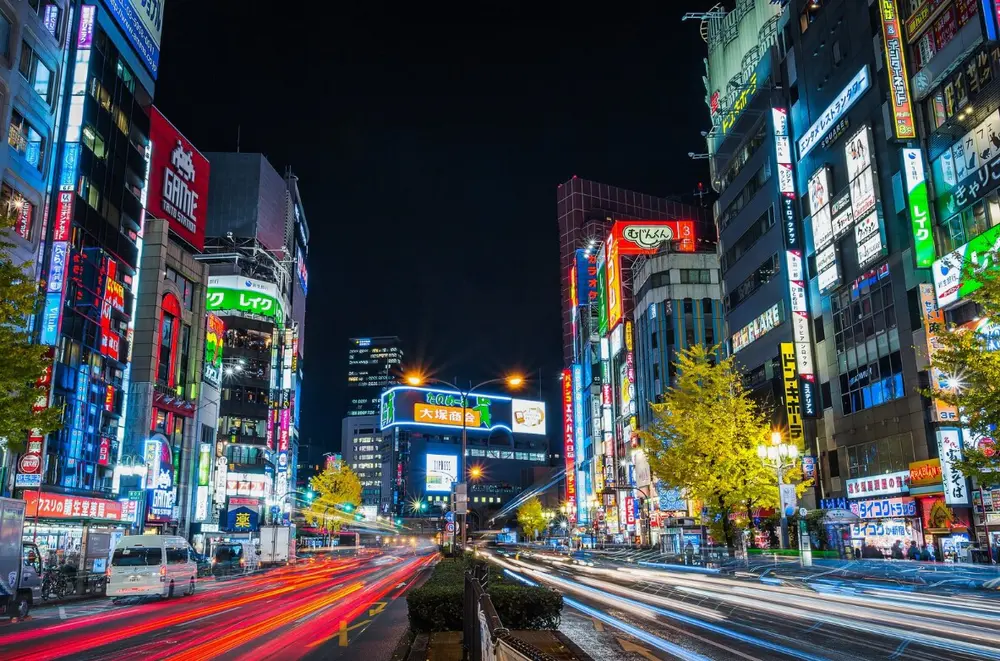 أفضل 10 شركات تصنيع شاشات LED في اليابان