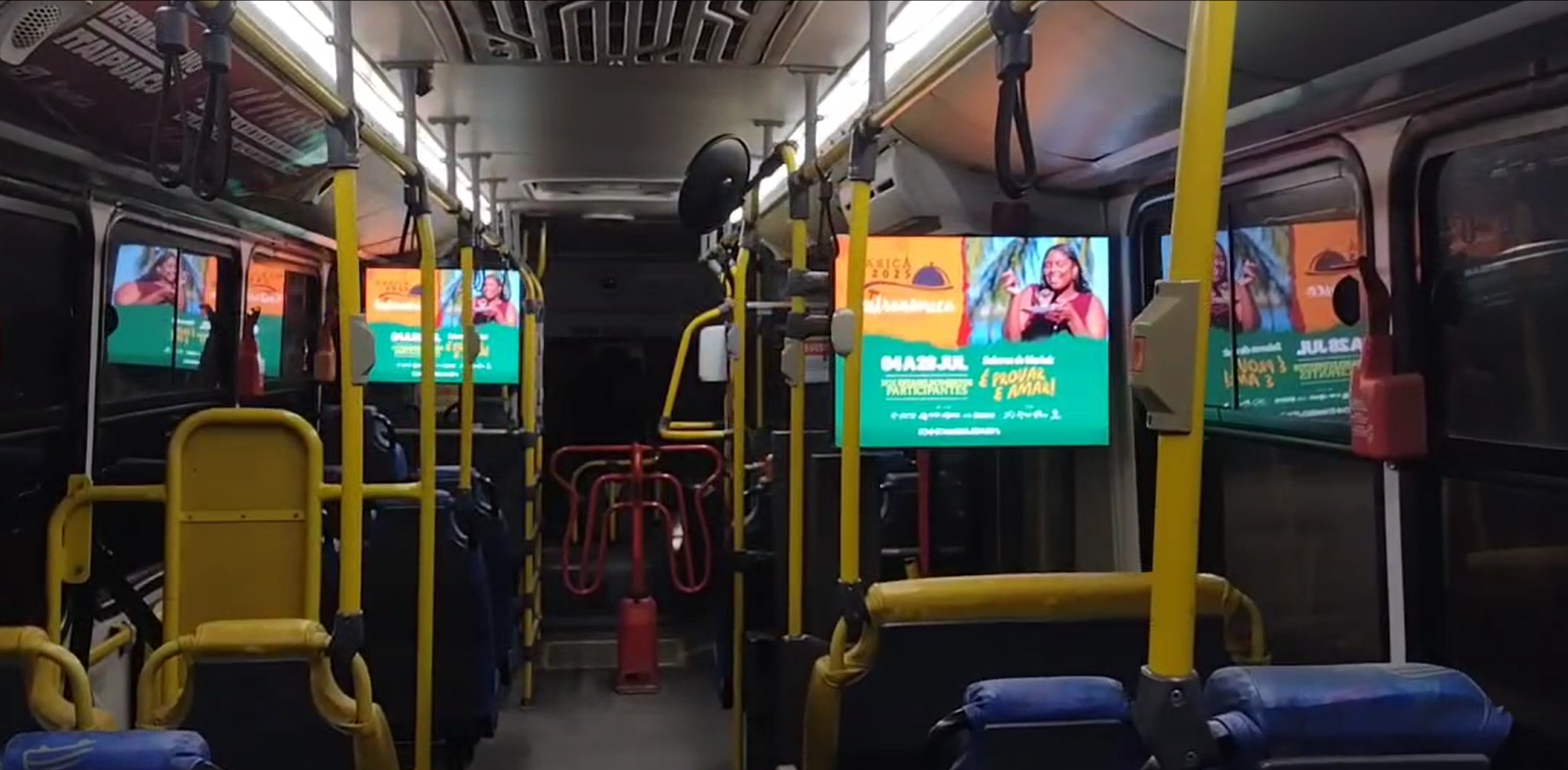 Pantallas LED interiores en autobuses: una nueva experiencia de viaje inteligente