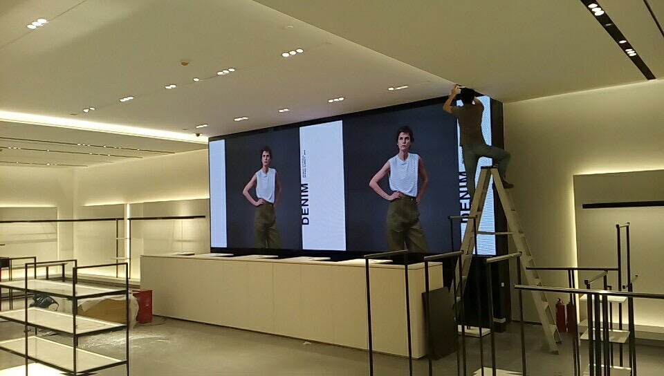 slim indoor led display