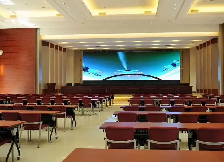 How is China's LED screen developing in the field of educational display?
